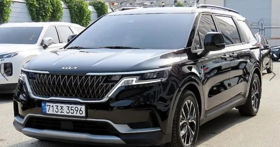 Kia Carnival 