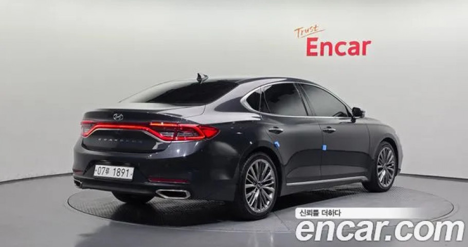 Hyundai Grandeur 