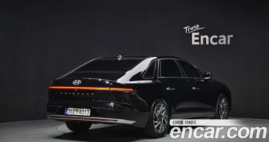 Hyundai Grandeur 