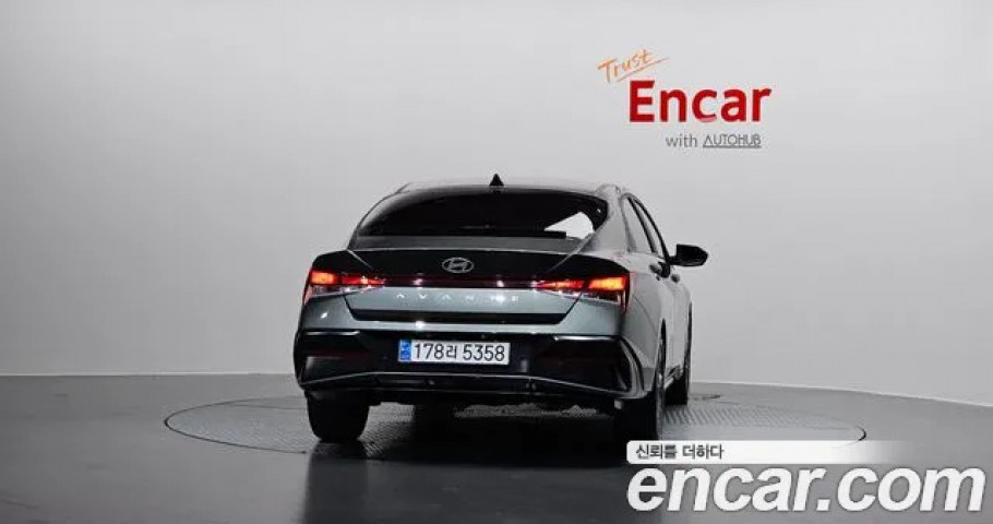 Hyundai Avante (Elantra) 