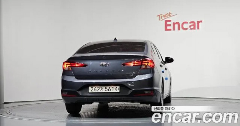 Hyundai Avante (Elantra) 