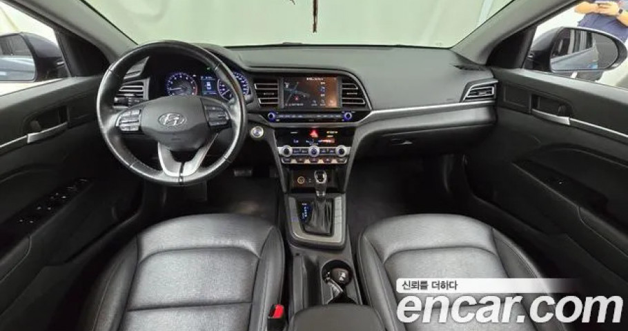 Hyundai Avante (Elantra) 