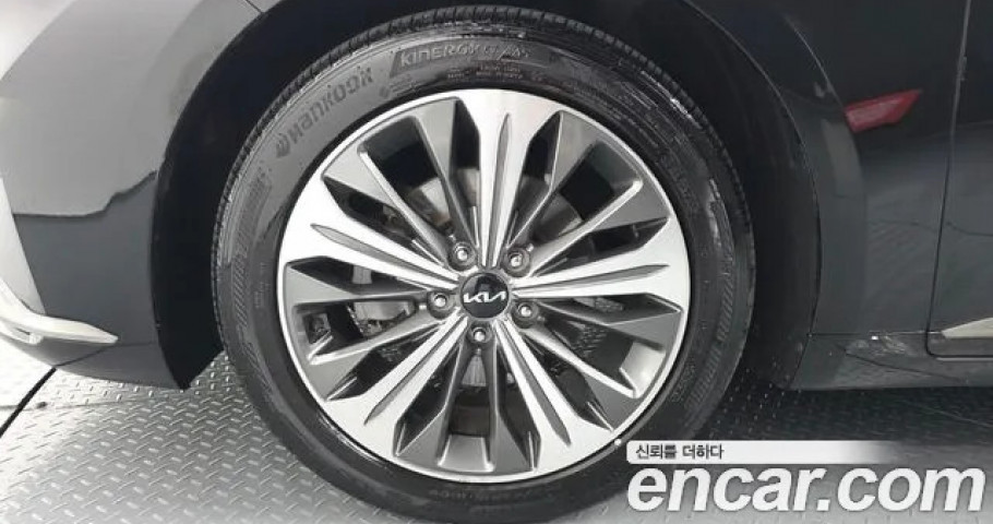 Kia K8 