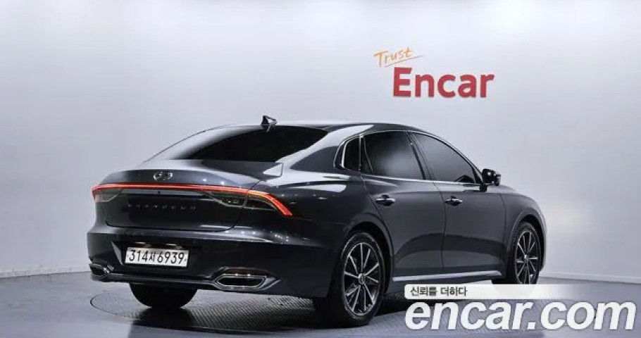 Hyundai Grandeur 