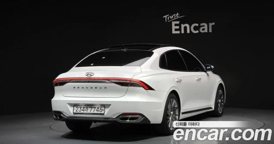Hyundai Grandeur 