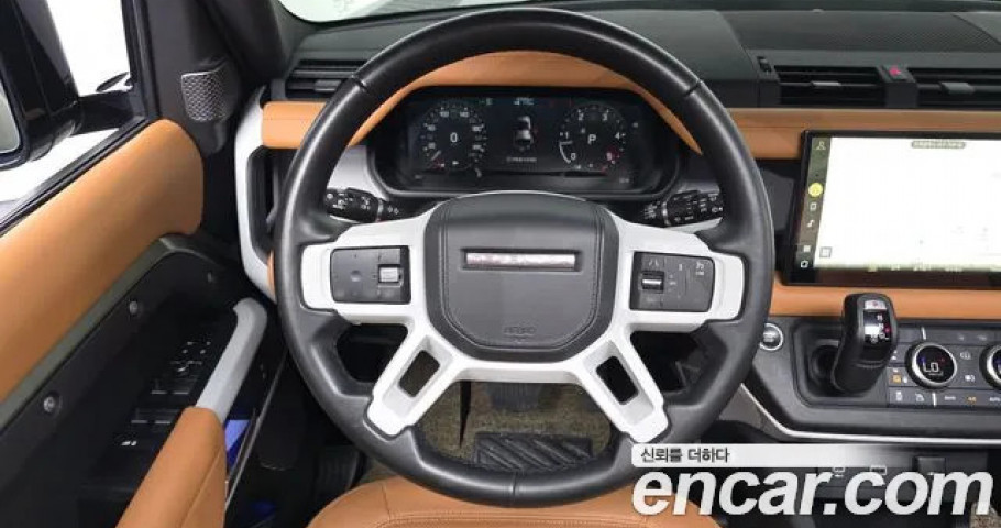 Land Rover Defender 
