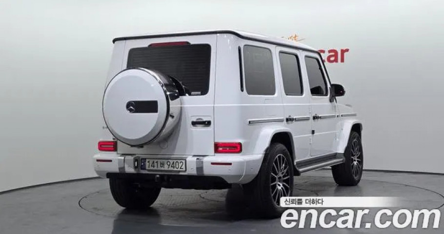 Mercedes-Benz G-Class 