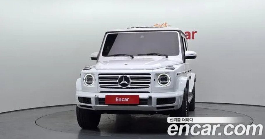 Mercedes-Benz G-Class 