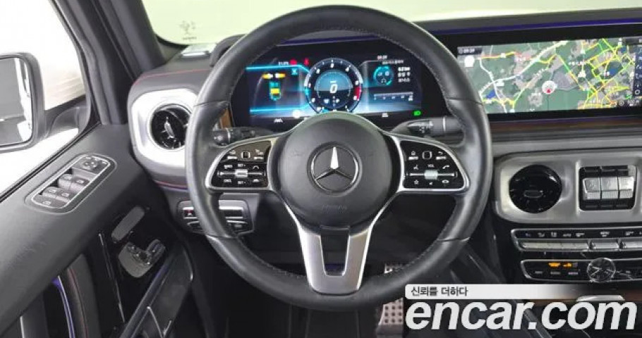 Mercedes-Benz G-Class 