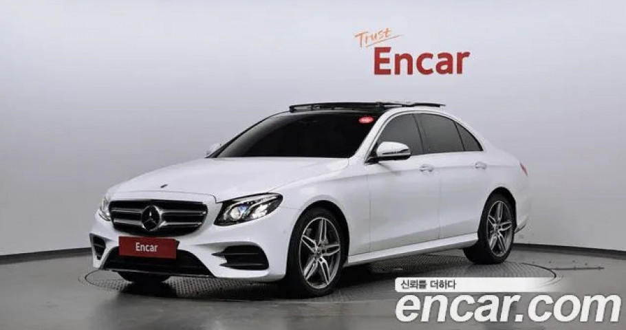 Mercedes-Benz E-Class 