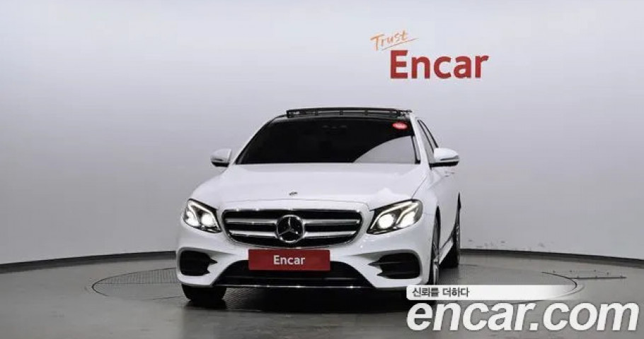 Mercedes-Benz E-Class 