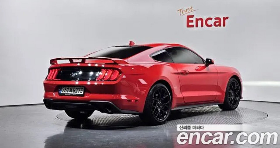 Ford Mustang 