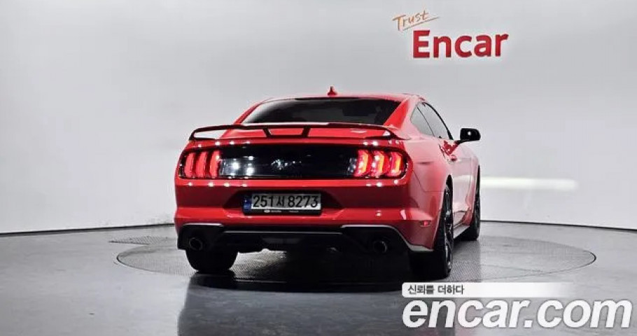 Ford Mustang 