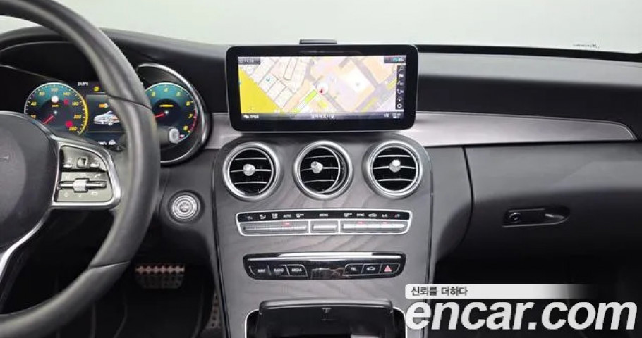 Mercedes-Benz C-Class 