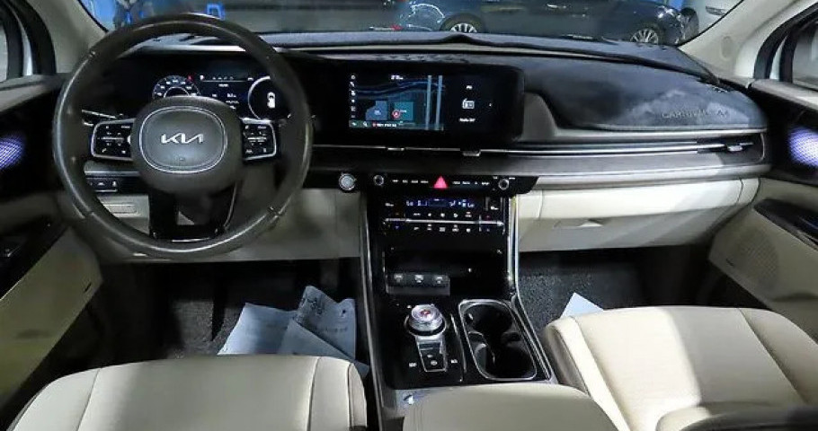 Kia Carnival 