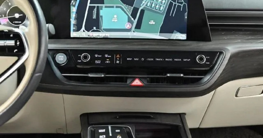 Kia K8 