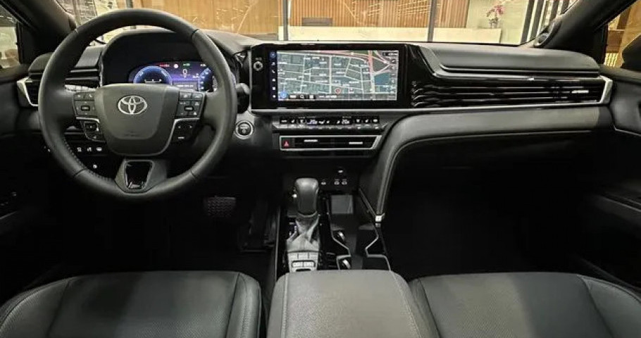 Toyota Camry 