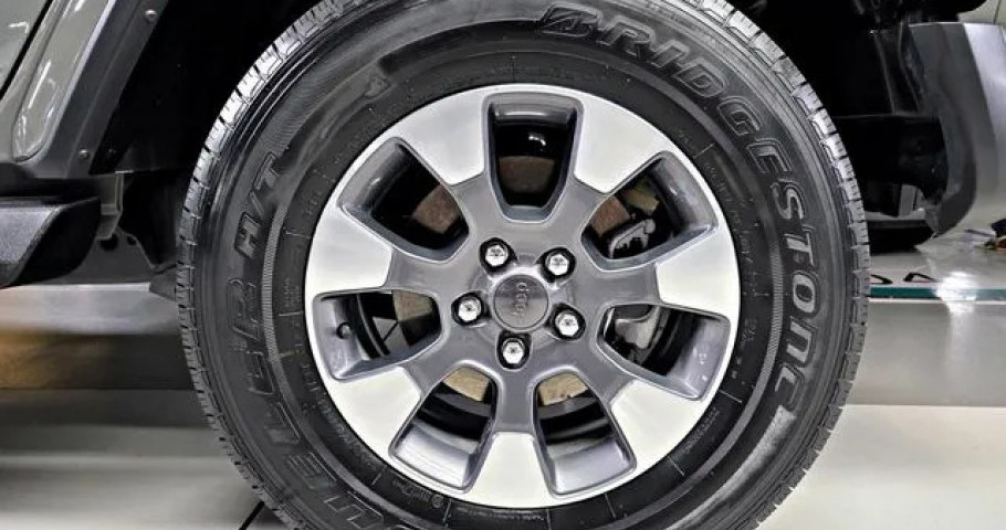 Jeep Wrangler 
