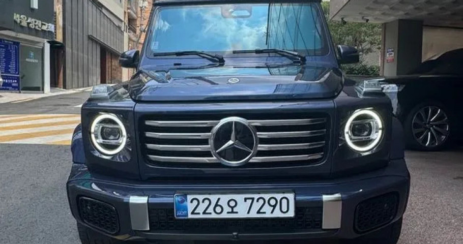 Mercedes-Benz G-Class 