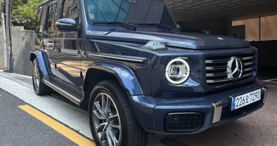 Mercedes-Benz G-Class 
