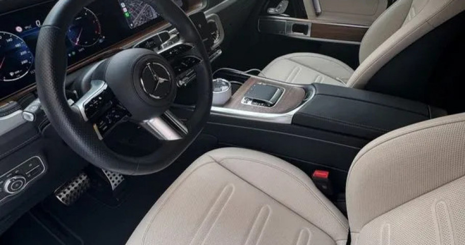 Mercedes-Benz G-Class 