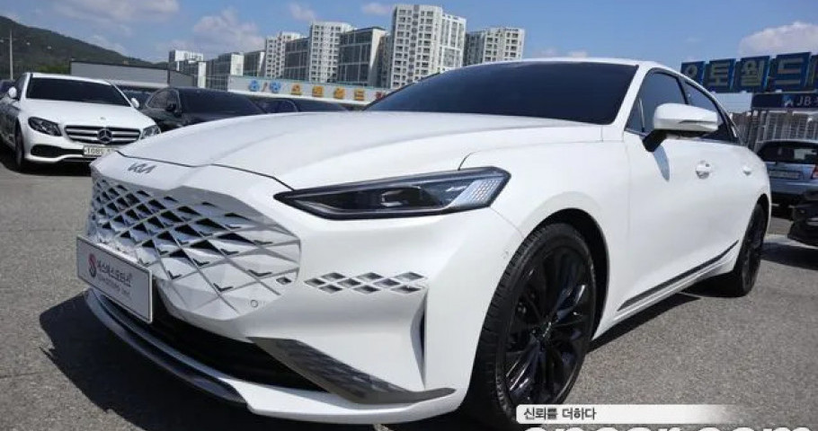 Kia K8 