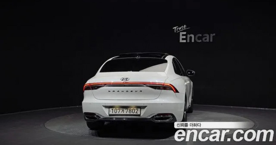 Hyundai Grandeur 