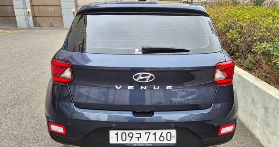 Hyundai Venue 