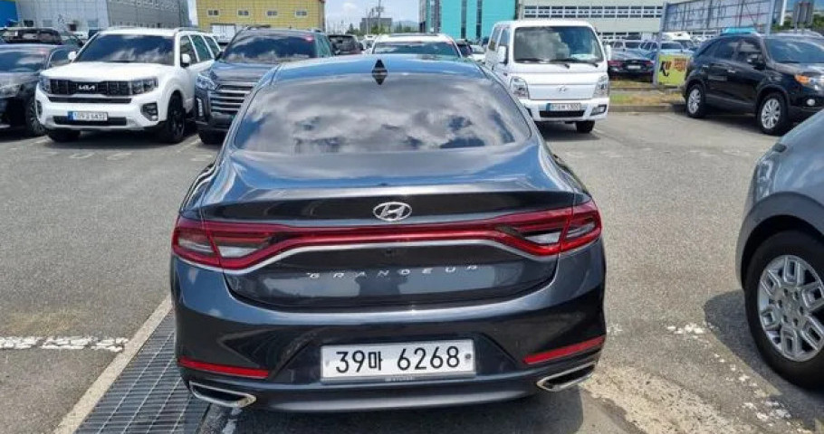 Hyundai Grandeur 