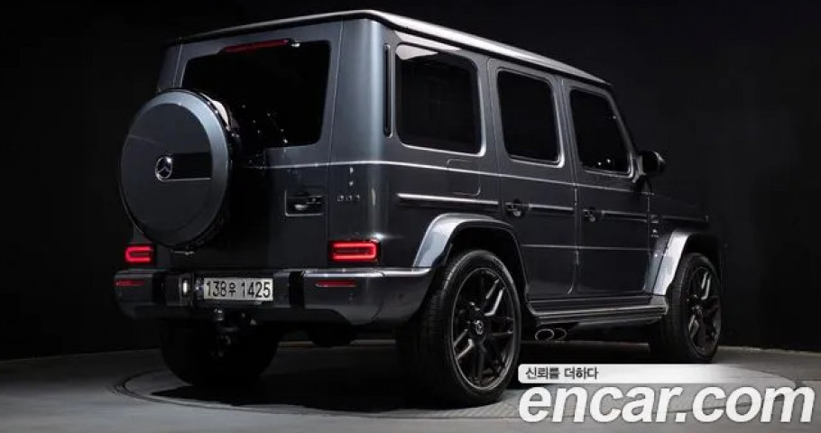 Mercedes-Benz G-Class 