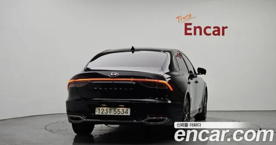 Hyundai Grandeur 