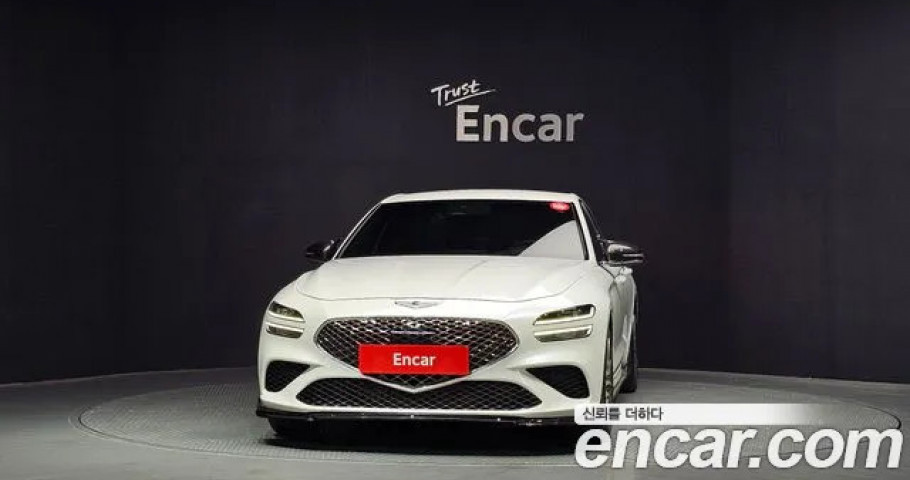 Genesis G70 