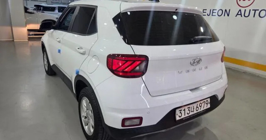 Hyundai Venue 