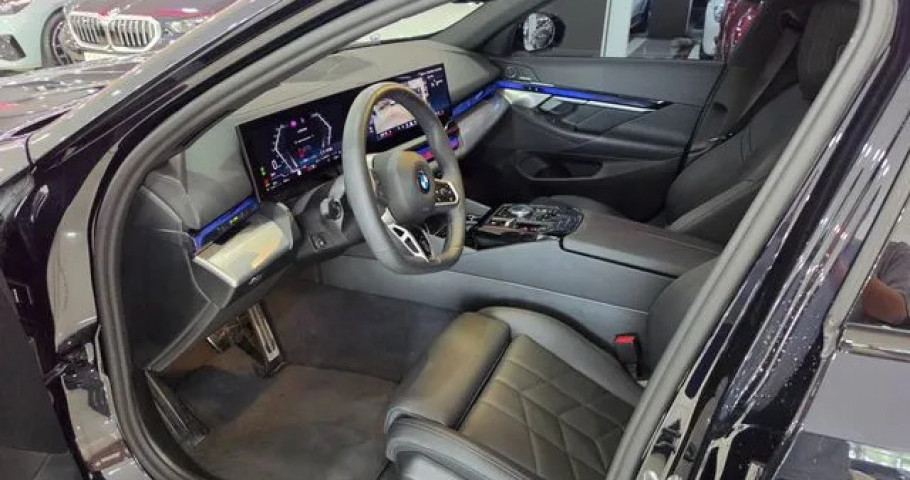 Bmw 5-Series 