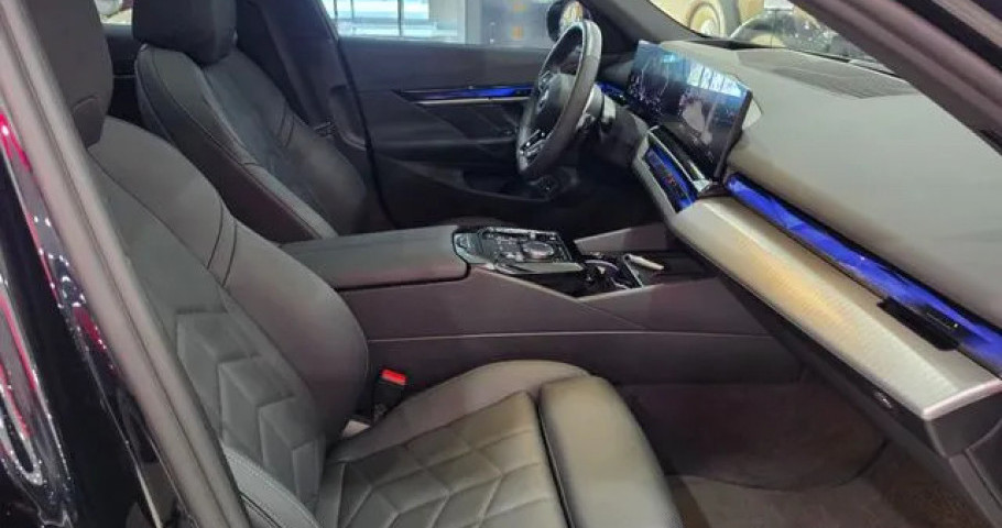 Bmw 5-Series 