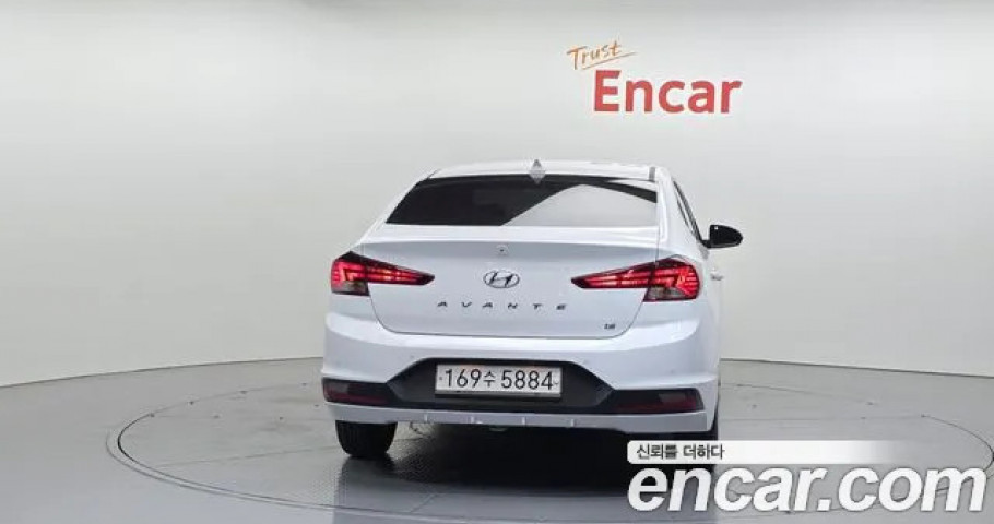 Hyundai Avante (Elantra) 