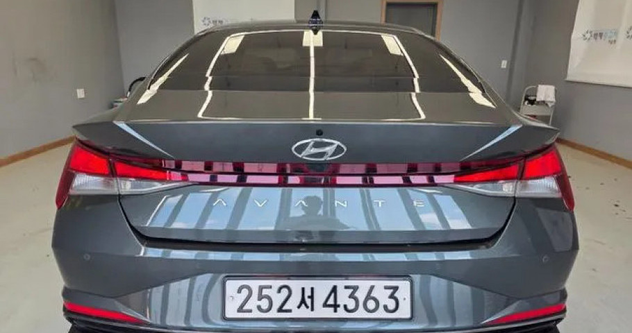 Hyundai Avante (Elantra) 