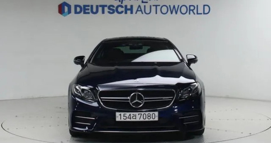 Mercedes-Benz E-Class 