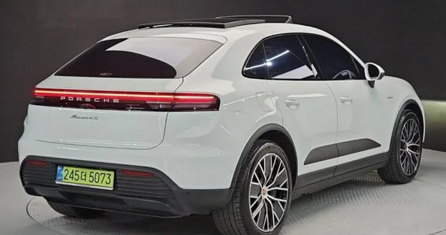 Porsche Macan 