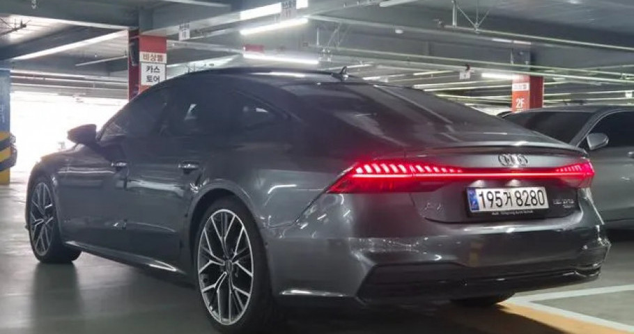 Audi A7 