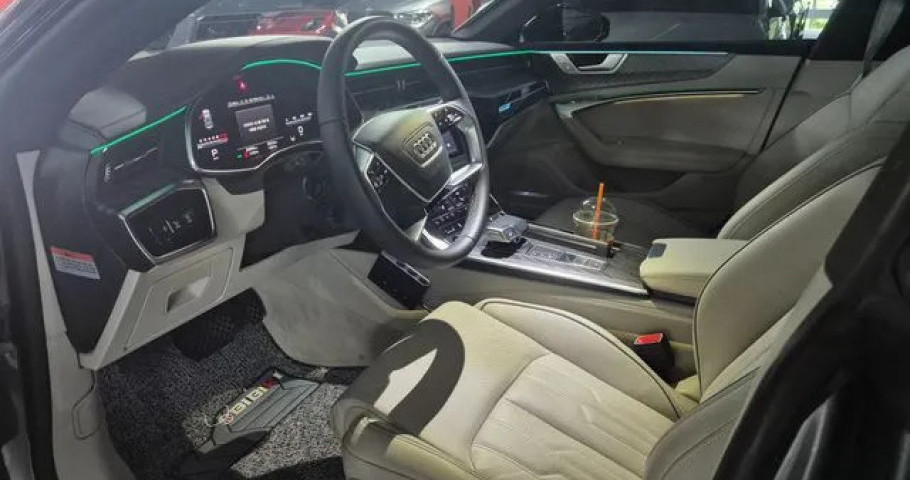 Audi A7 