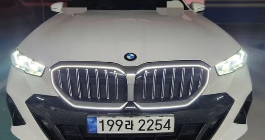 Bmw 5-Series 
