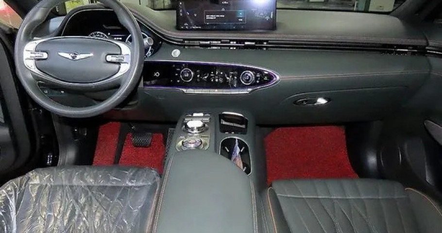 Genesis Gv70 