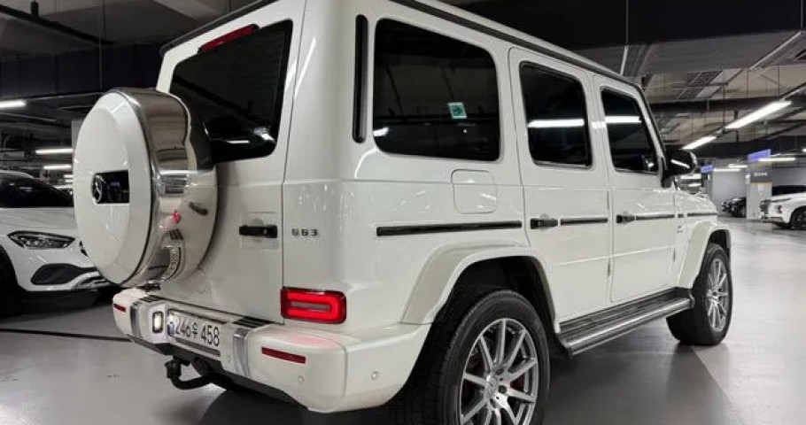 Mercedes-Benz G-Class 