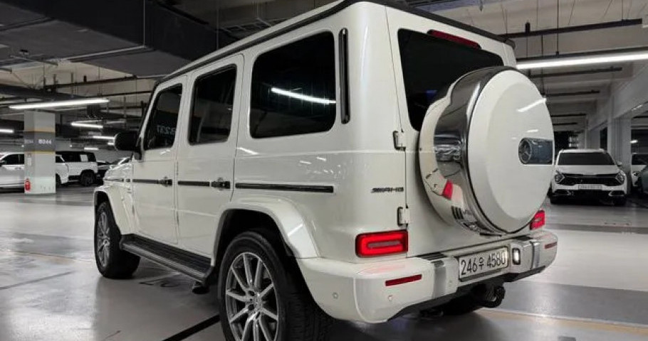 Mercedes-Benz G-Class 