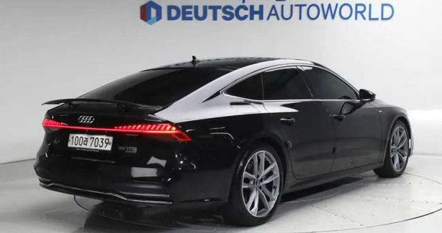 Audi A7 
