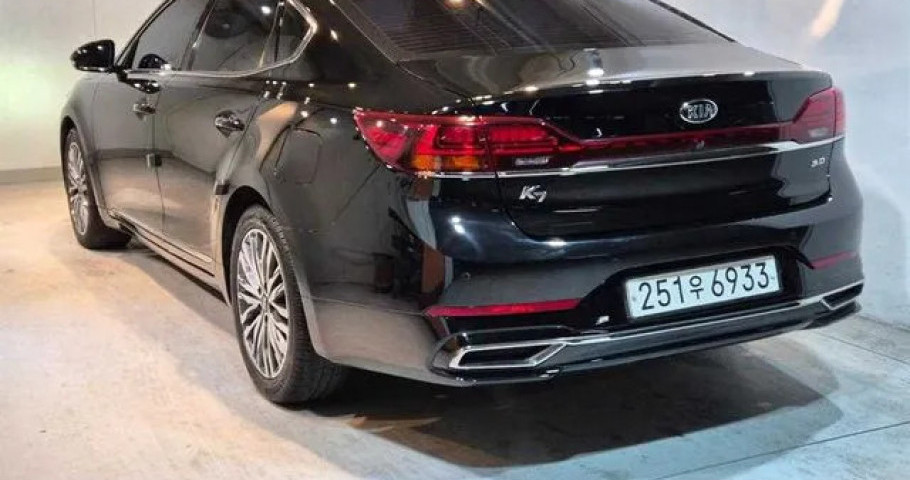 Kia K7 