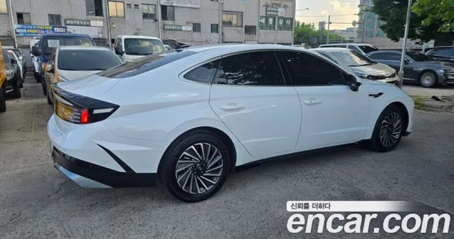 Hyundai Sonata 