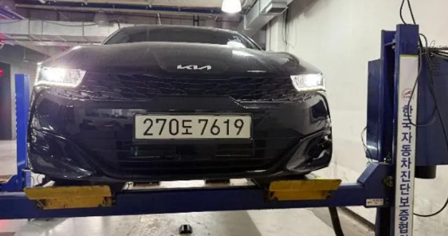 Kia K5 
