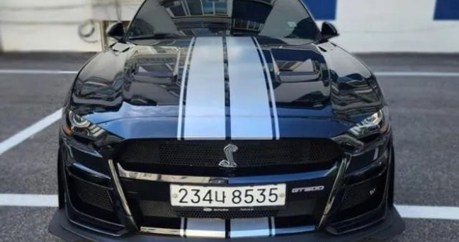 Ford Mustang 